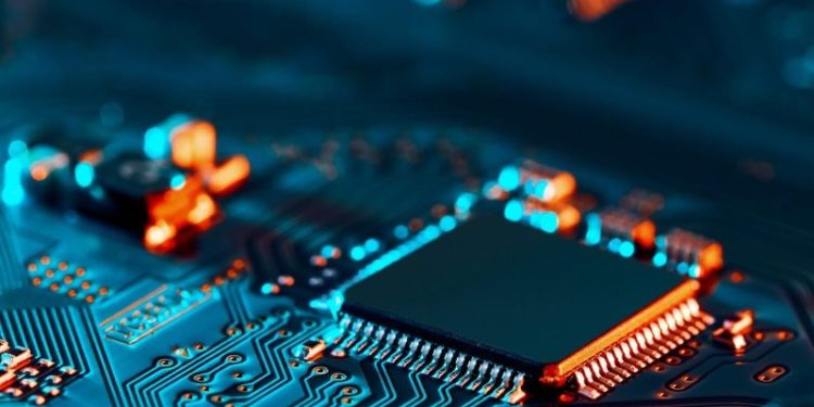 After a 29% Bounce, Can SMCI Reclaim Its Former Glory?